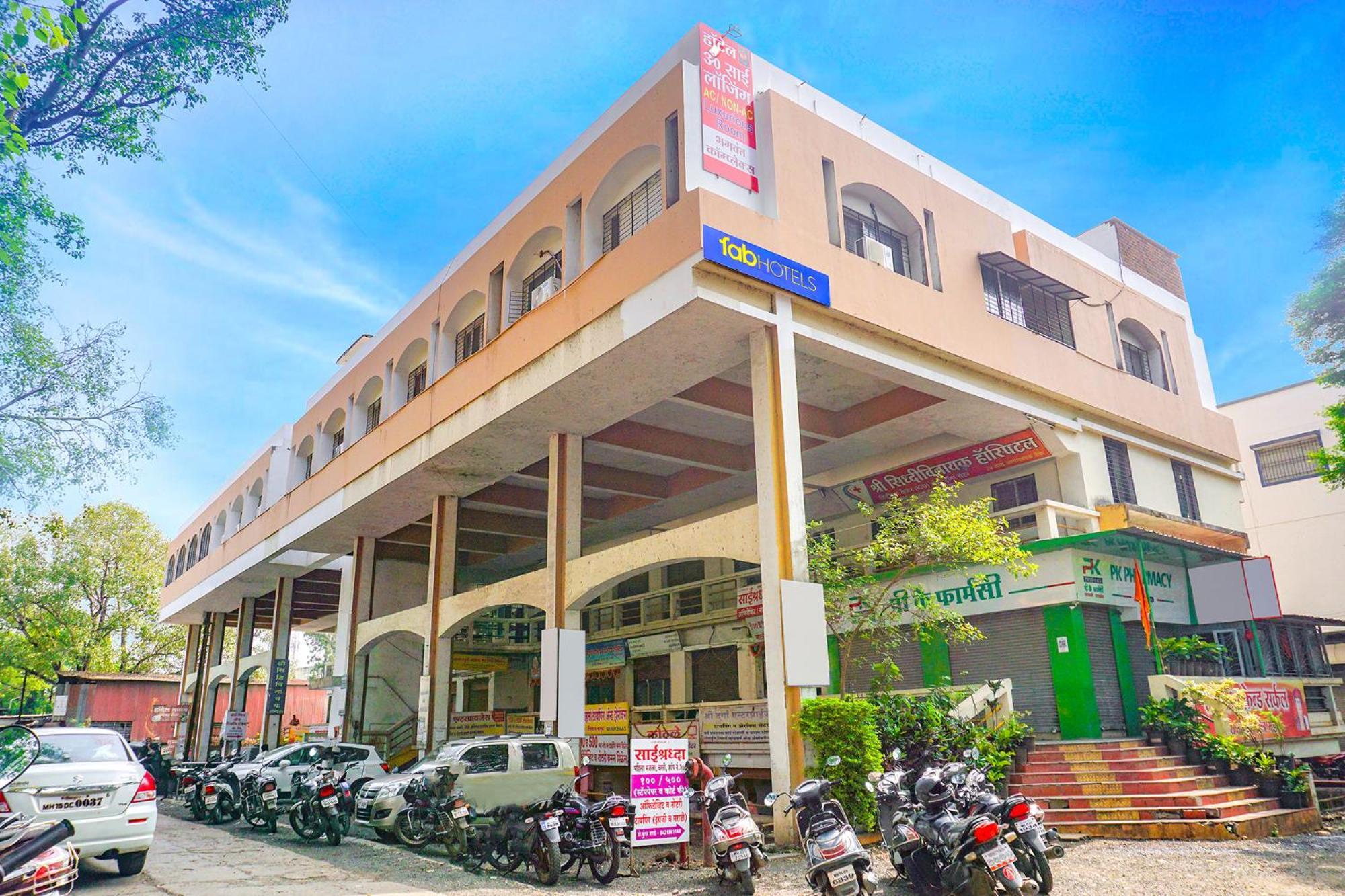 Fabhotel Om Sai - Nr Nashik Railway Station Eksteriør billede